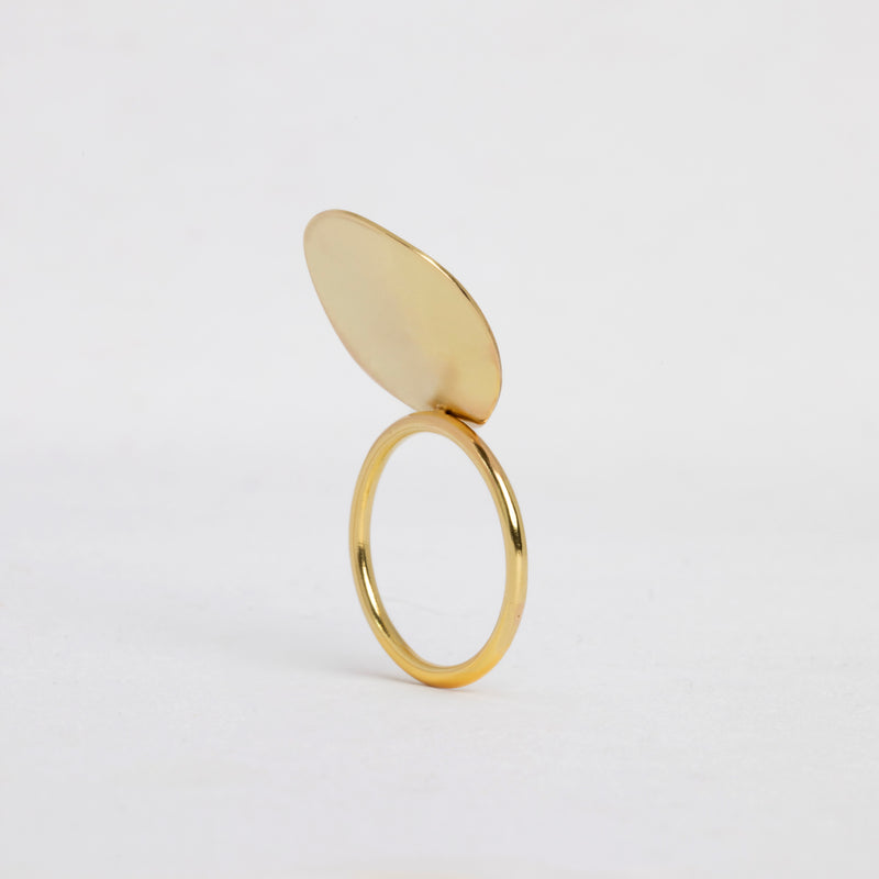 One petal ring
