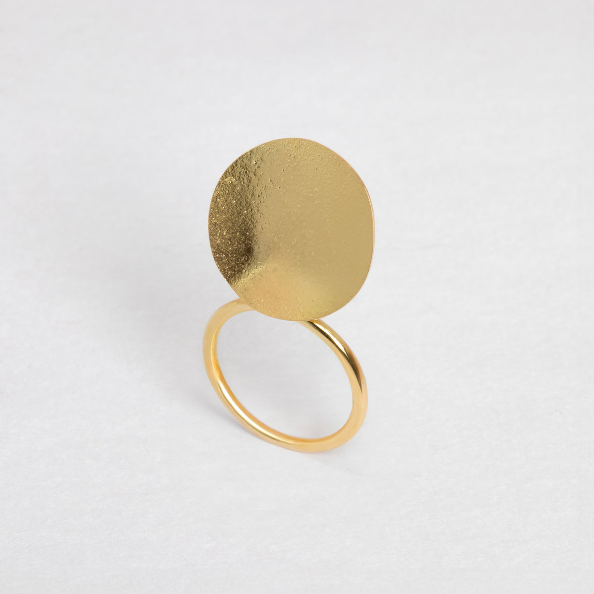 One petal ring
